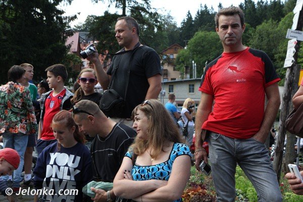ponad-tysiac-pieknych-maszyn-na-pikniku-w-karpaczu-foto-47884