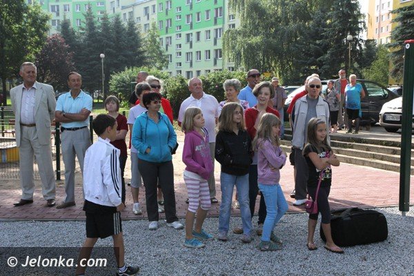 mieszkancy-chwala-plac-rekreacyjny-na-zabobrzu-foto-47885