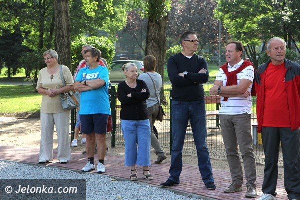 mieszkancy-chwala-plac-rekreacyjny-na-zabobrzu-foto-47885