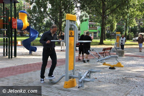 mieszkancy-chwala-plac-rekreacyjny-na-zabobrzu-foto-47885