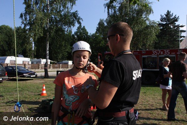swietna-zabawa-na-festynie-rodzinnym-w-mikowie-foto-47886