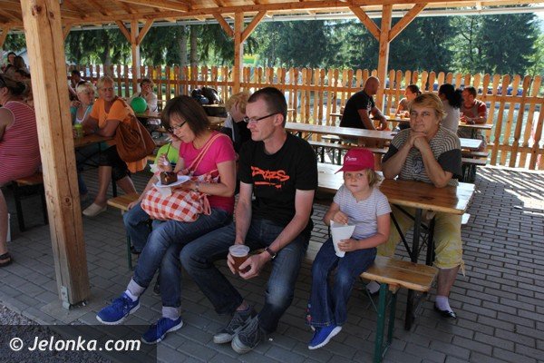 swietna-zabawa-na-festynie-rodzinnym-w-mikowie-foto-47886
