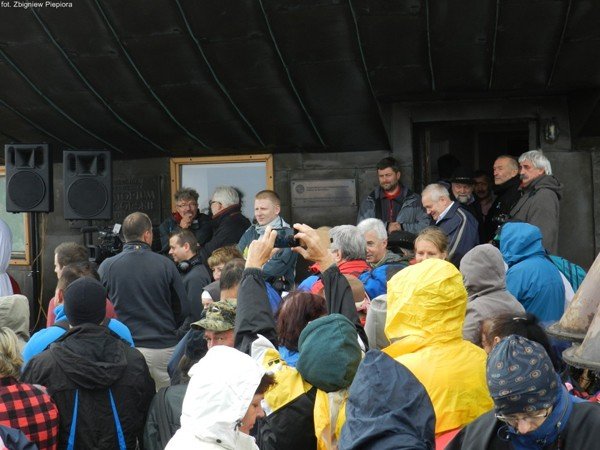msza-dla-ludzi-gor-na-sniezce-byy-tumy-foto-47889
