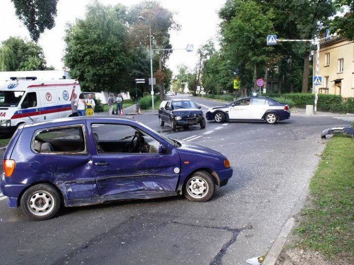 trzy-skasowane-auta-na-sowackiego-foto-47915