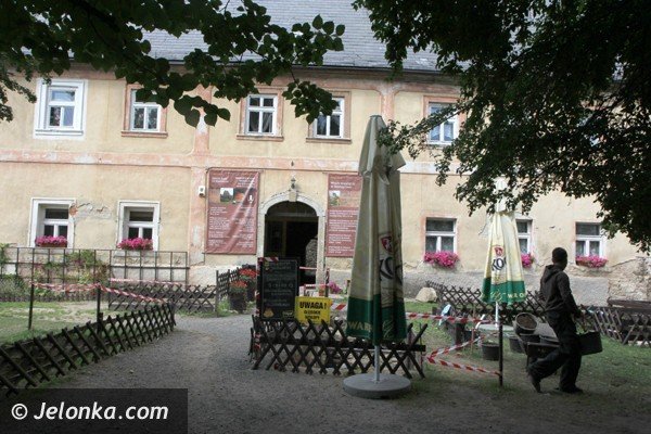czego-archeolodzy-szukaja-przy-wiezy-w-siedlecinie-foto-47946