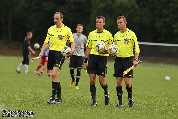 faworyt-wyjezdza-z-lubanskiej-bez-punktow-foto-47976