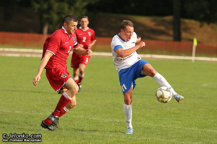 faworyt-wyjezdza-z-lubanskiej-bez-punktow-foto-47976