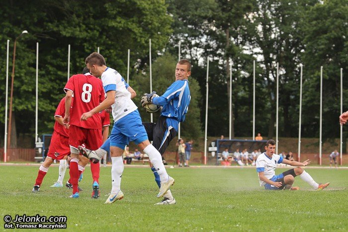 faworyt-wyjezdza-z-lubanskiej-bez-punktow-foto-47976