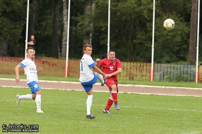 faworyt-wyjezdza-z-lubanskiej-bez-punktow-foto-47976