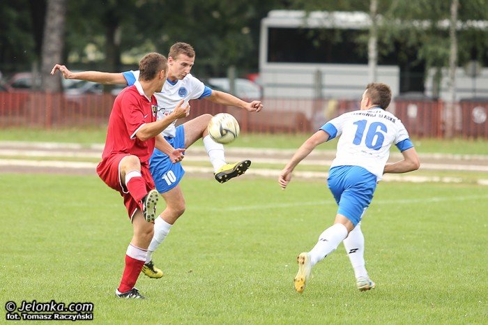 faworyt-wyjezdza-z-lubanskiej-bez-punktow-foto-47976