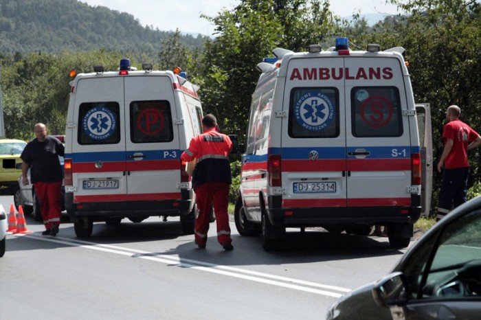 zderzenie-trzech-aut-na-sudeckiej-foto-48058