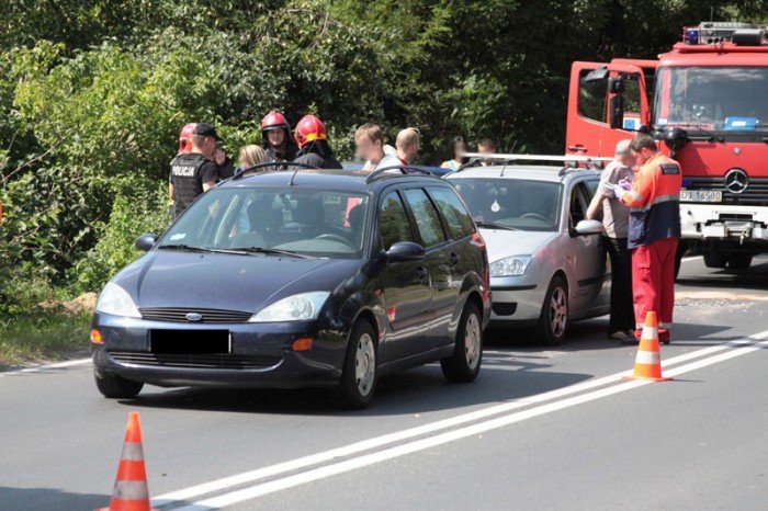 zderzenie-trzech-aut-na-sudeckiej-foto-48058