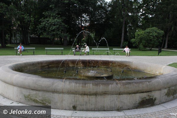 jeleniogorskie-fontanny-w-rozsypce-foto-48073