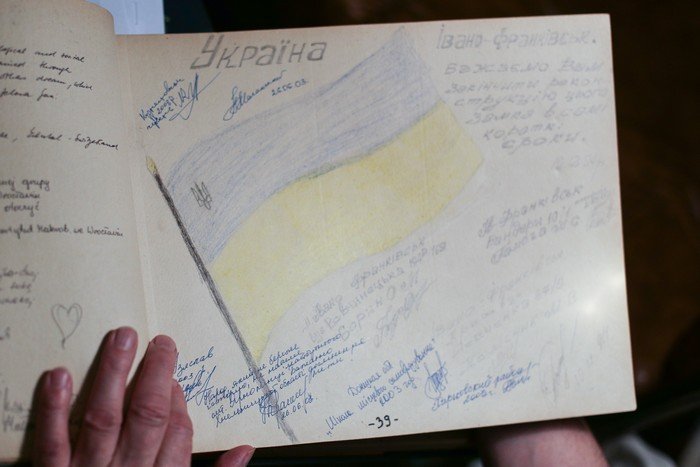 ostatni-dzien-walki-o-monografie-dworu-czarne-foto-48076