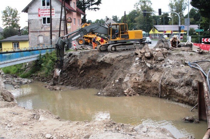 rozpoczyna-sie-budowa-mostu-na-trojce-foto-48101