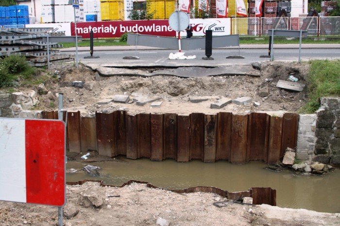 rozpoczyna-sie-budowa-mostu-na-trojce-foto-48101