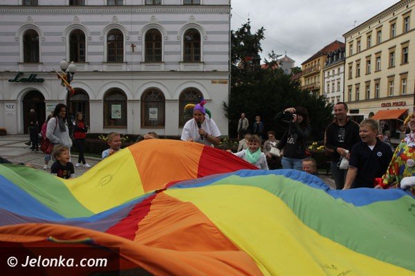 dzieci-chwaliy-festyn-w-cieplicach-foto-48170