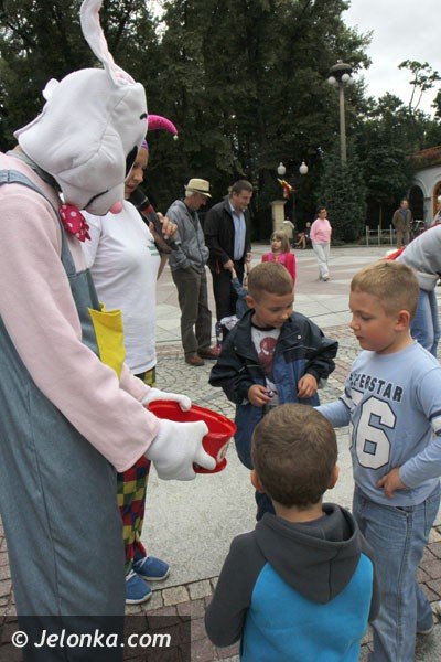 dzieci-chwaliy-festyn-w-cieplicach-foto-48170