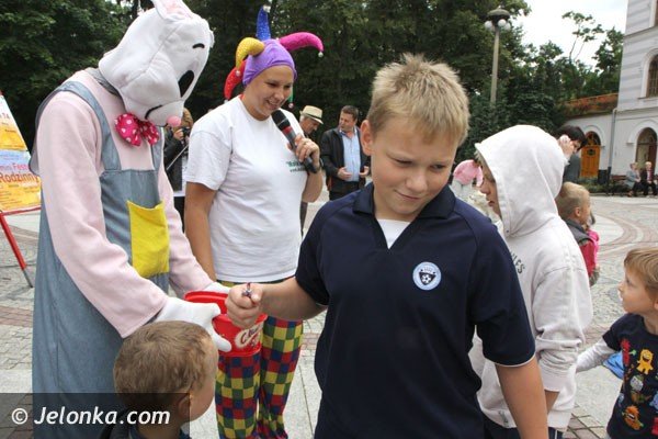 dzieci-chwaliy-festyn-w-cieplicach-foto-48170