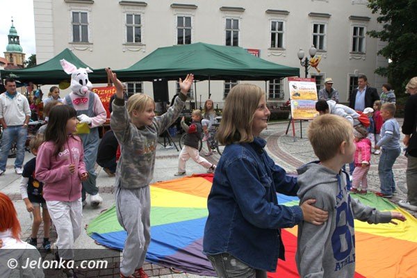 dzieci-chwaliy-festyn-w-cieplicach-foto-48170