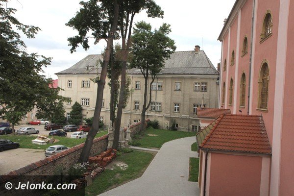 o-cieplickim-zrodle-zdrowia-mnichach-i-historii-uzdrowiska-foto-48172
