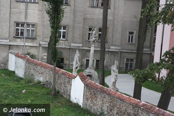 o-cieplickim-zrodle-zdrowia-mnichach-i-historii-uzdrowiska-foto-48172