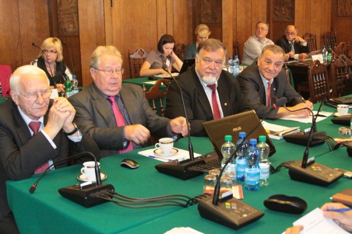 po-sesji-nadzwyczajnej-opaty-za-smieci-bez-zmian-foto-48201