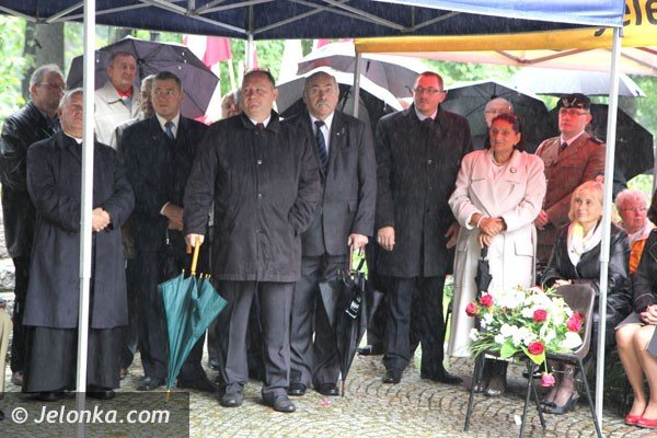 uczcili-pamiec-bohaterow-ii-wojny-swiatowej-foto-48205