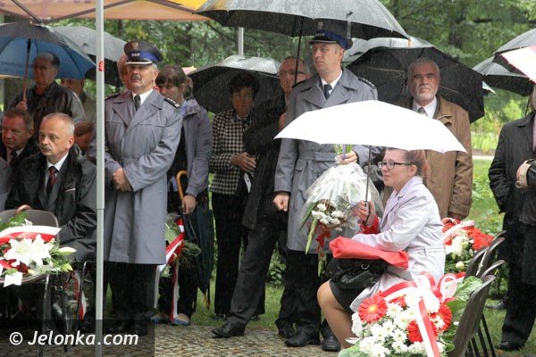 uczcili-pamiec-bohaterow-ii-wojny-swiatowej-foto-48205