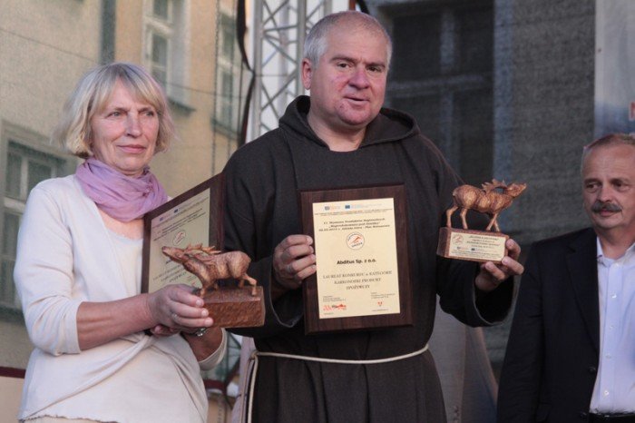 regionalne-przysmaki-i-cuda-na-placu-ratuszowym-foto-48263