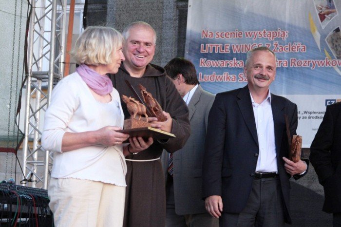regionalne-przysmaki-i-cuda-na-placu-ratuszowym-foto-48263
