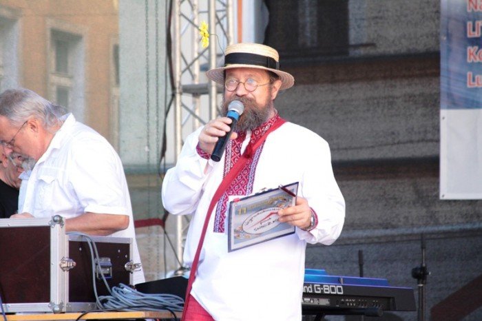 regionalne-przysmaki-i-cuda-na-placu-ratuszowym-foto-48263