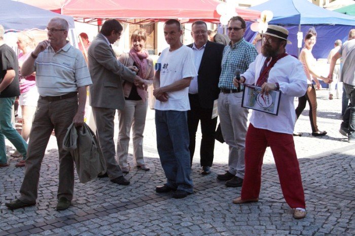 regionalne-przysmaki-i-cuda-na-placu-ratuszowym-foto-48263