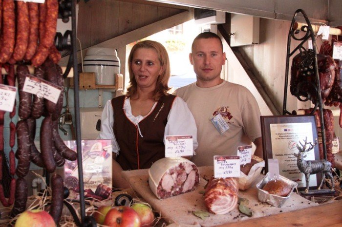 regionalne-przysmaki-i-cuda-na-placu-ratuszowym-foto-48263