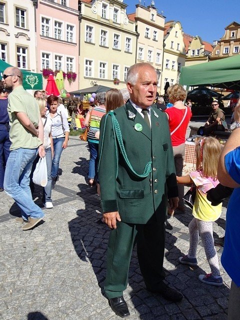 hubertus-na-placu-ratuszowym-swietowali-mysliwi-foto-48273