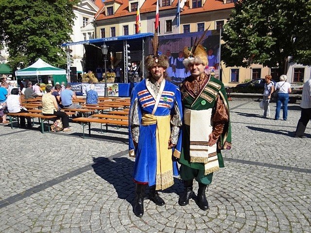 hubertus-na-placu-ratuszowym-swietowali-mysliwi-foto-48273
