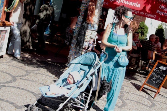 w-pochodzie-przez-miasto-z-fredra-i-jego-dzieami-foto-48274
