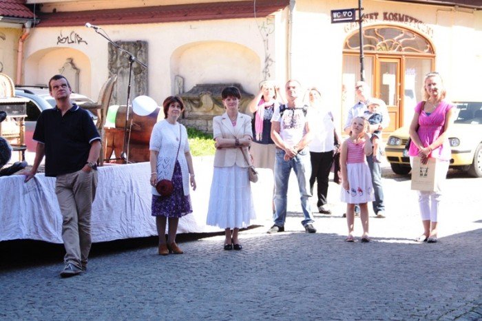 w-pochodzie-przez-miasto-z-fredra-i-jego-dzieami-foto-48274