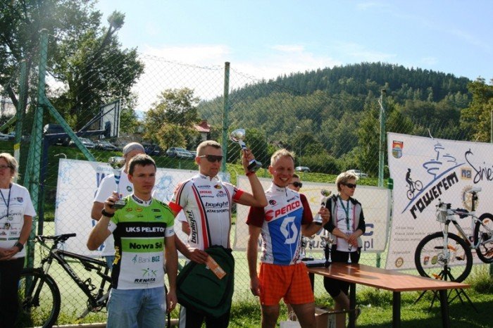 pokonali-siebie-pomogli-innym-czyli-rowerem-na-sniezke-foto-48294