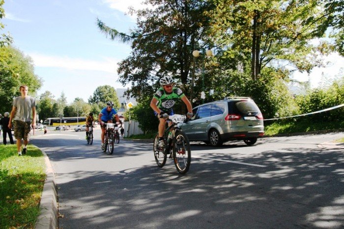 pokonali-siebie-pomogli-innym-czyli-rowerem-na-sniezke-foto-48294