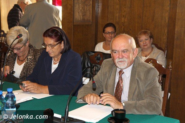 sesja-miejska-pieniadze-zasuzeni-i-nowy-radny-foto-48320