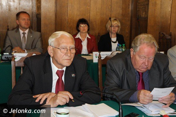 sesja-miejska-pieniadze-zasuzeni-i-nowy-radny-foto-48320