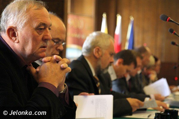 sesja-miejska-pieniadze-zasuzeni-i-nowy-radny-foto-48320