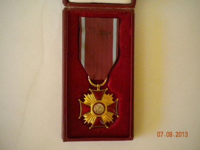 trofea-i-pamiatki-janusza-wichowskiego-w-sp-nr-11-48333