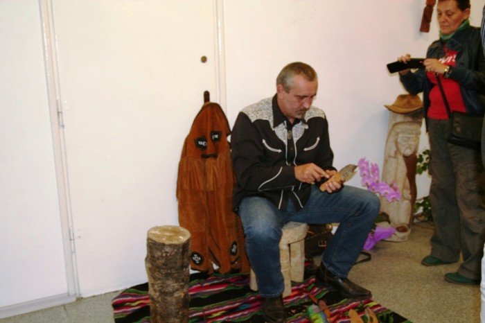 zaklety-w-drewnie-swiat-andrzeja-koralewskiego-foto-48346