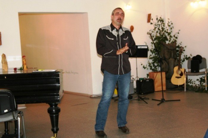 zaklety-w-drewnie-swiat-andrzeja-koralewskiego-foto-48346