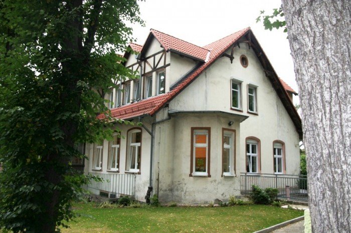 z-tuptusia-wyrzucono-dziewczynke-bo-bya-chora-48356