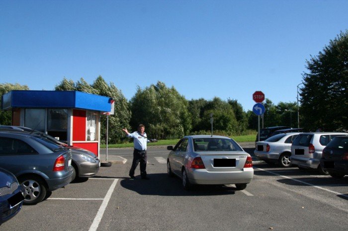 brakuje-parkingu-dla-pacjentow-i-ich-rodzin-foto-48399