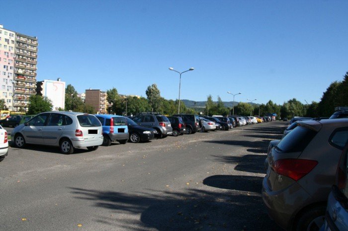 brakuje-parkingu-dla-pacjentow-i-ich-rodzin-foto-48399