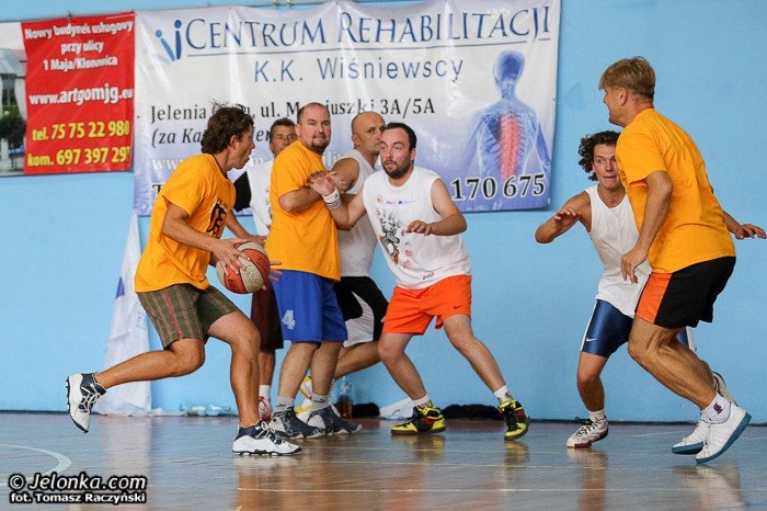 wyniki-iii-turnieju-jeleniogorskiego-streetballa-foto-48408